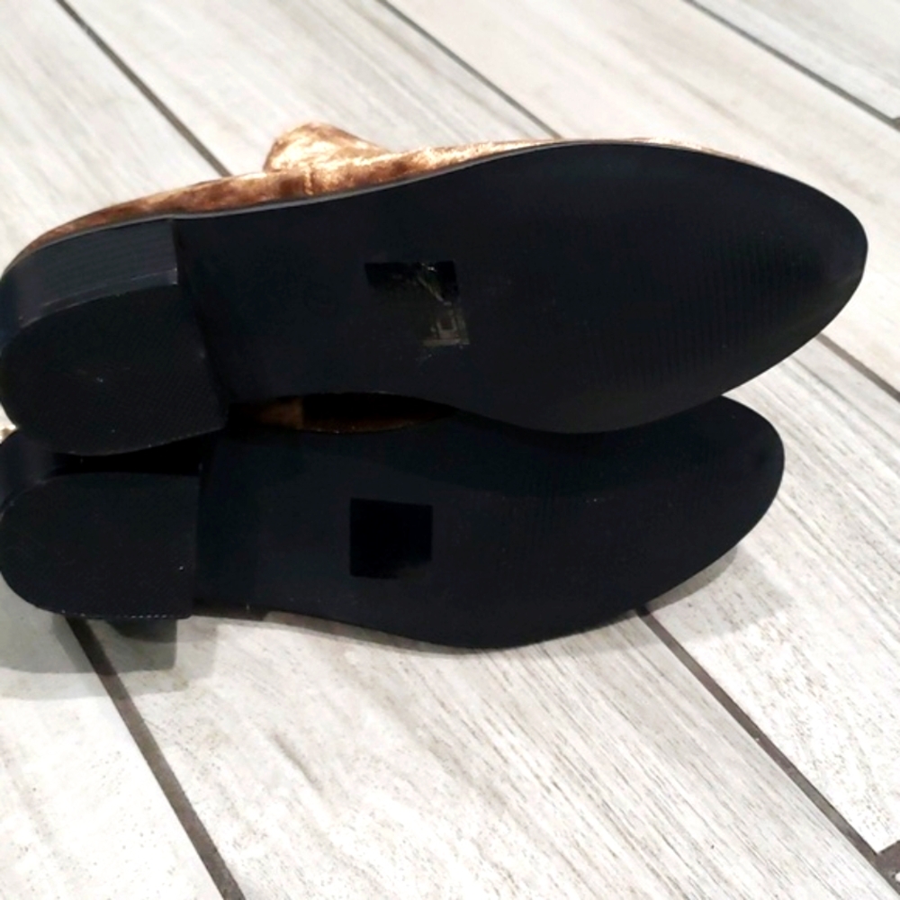 Mata heeled Velvet booties. - Picture 6 of 7